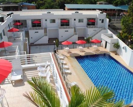 Apartamento Quinta Avenida Мелгар Екстериор снимка