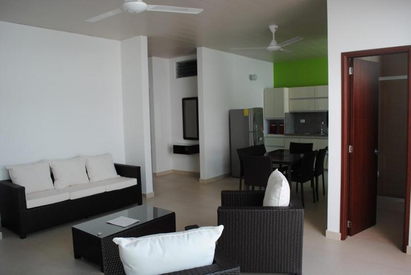 Apartamento Quinta Avenida Мелгар Екстериор снимка